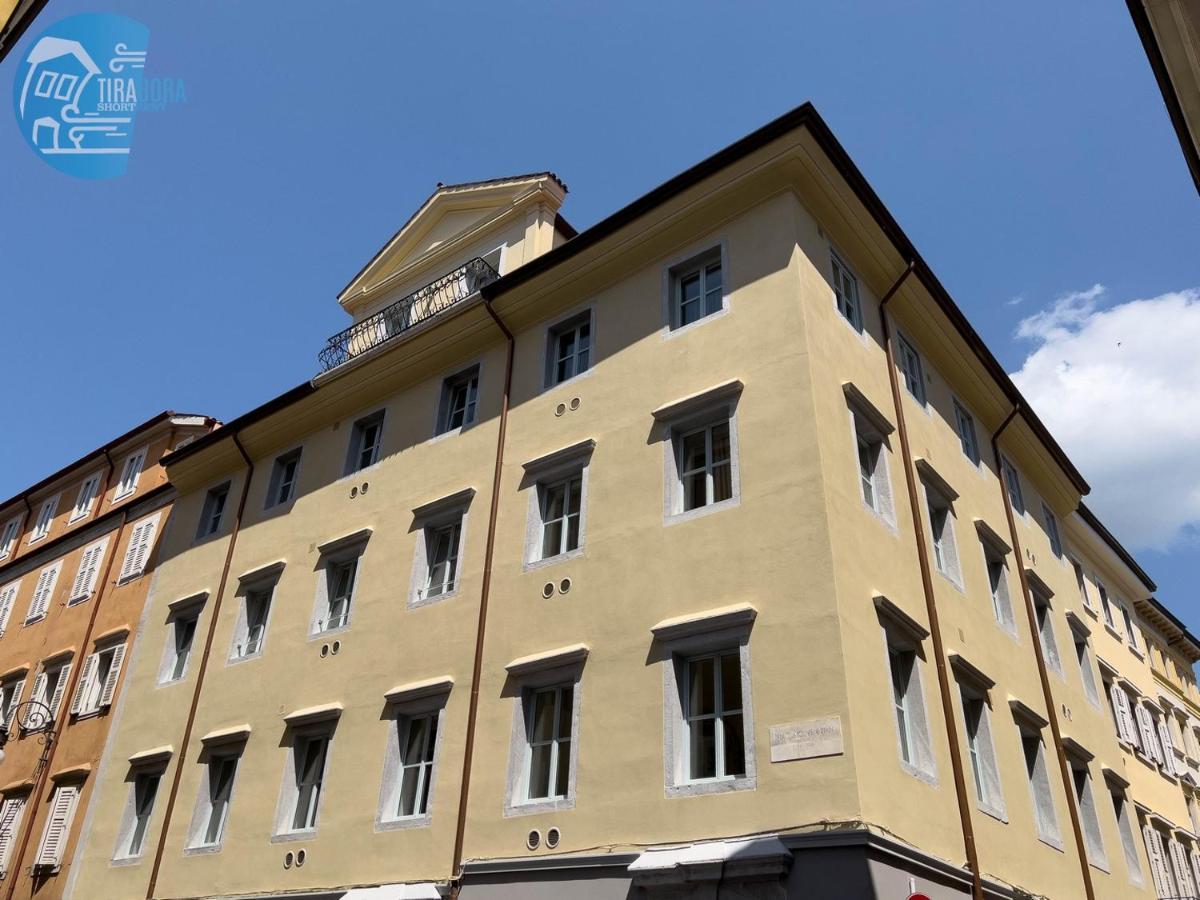 Cavana 3 Tirabora Short Rent Apartment Trieste Exterior photo